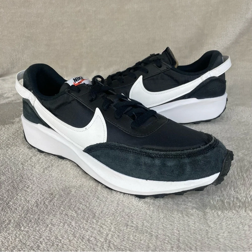 Nike Waffle Debut Men's Running Shoes Size 12 Black White Suede NEW